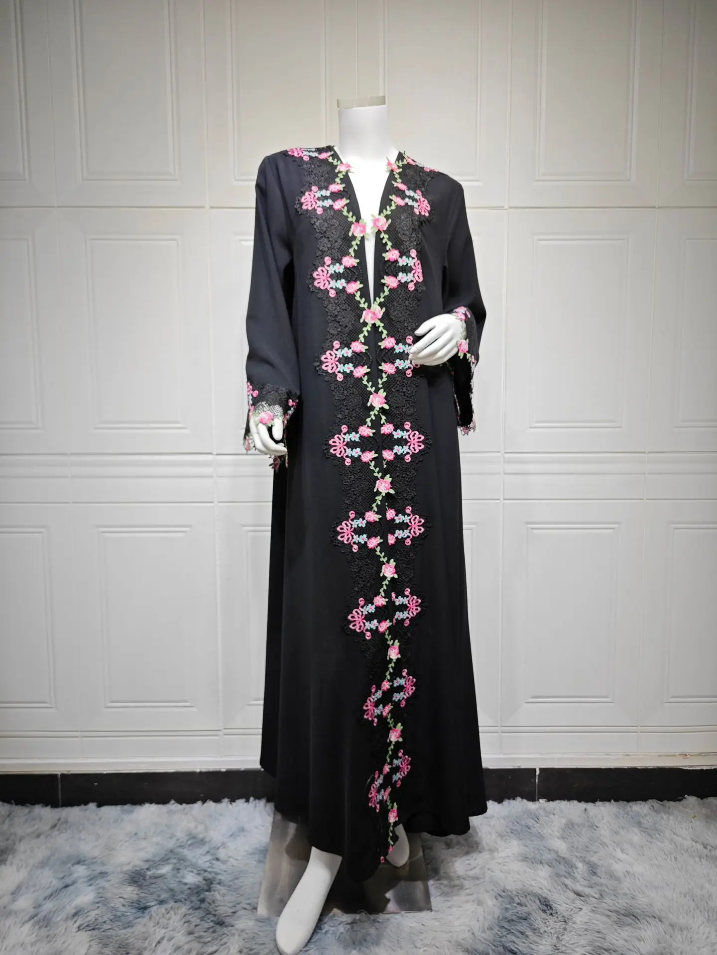 Black Embroidery Kimono Jalabi - Embroidery Kebaya recension och pris